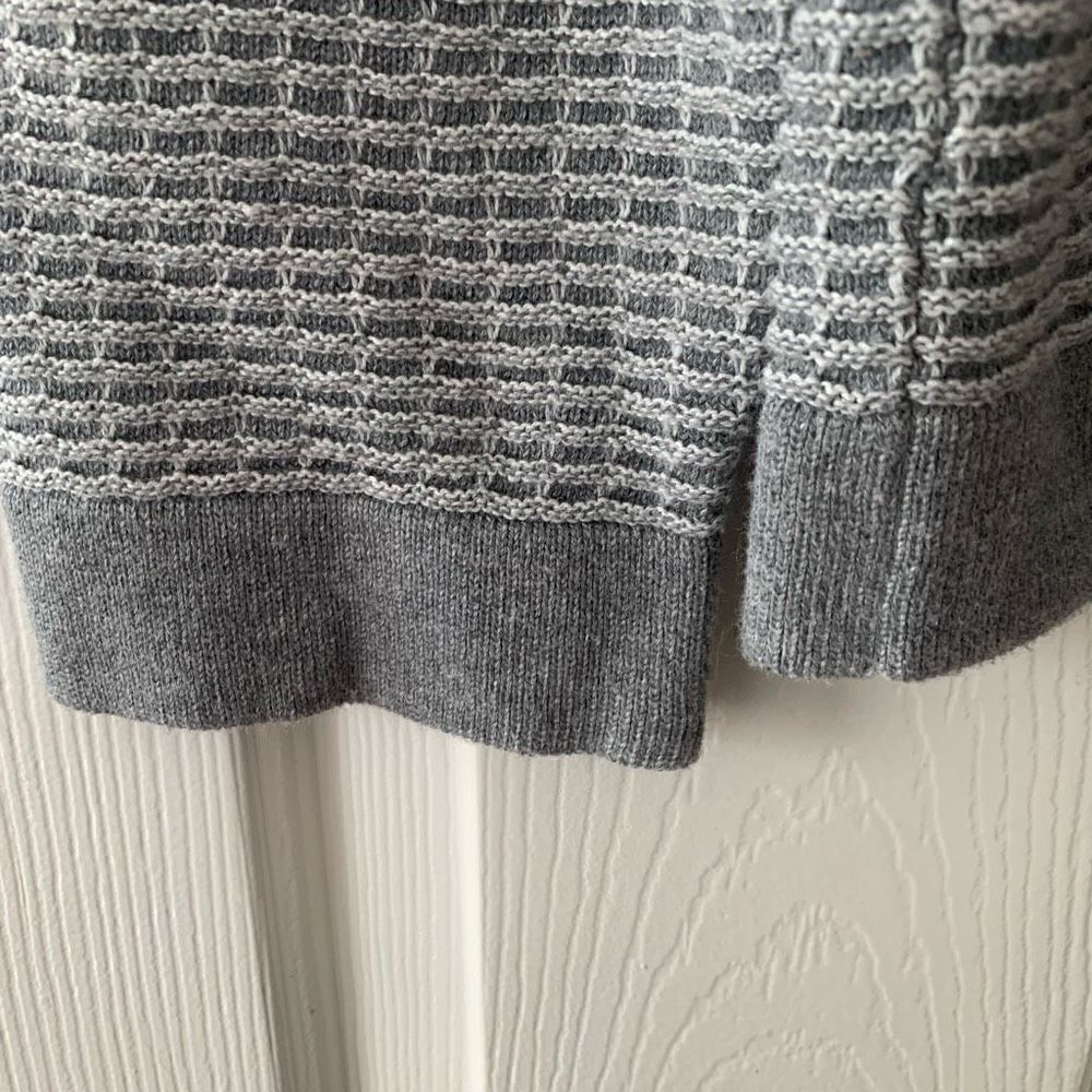 Express | Waffle Knit Sweater - Picture 4 of 7